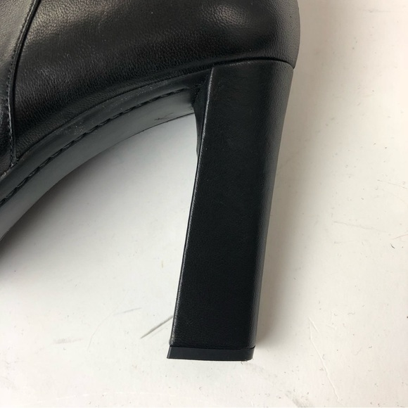 PRADA Black Leather Ankle Boots, Like New, Soft Leather Block Heel BEAUTIFUL! - Picture 3 of 15